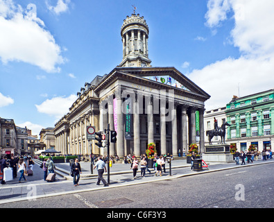 Glasgow Galleria di Arte Moderna al Royal Exchange Square Queen Street a Glasgow Scozia Scotland Foto Stock