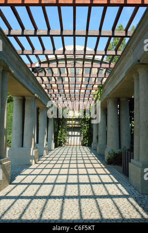 Wroclaw Pergola vicino Centennial Hall Centenario Foto Stock