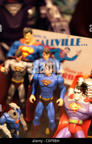 Azione di Superman giocattoli di plastica al mondo Toy Museum. Penang, Malaysia, Asia sud-orientale, Asia Foto Stock
