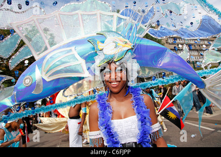 Reveller al carnevale di Notting Hill 2011, Londra, Inghilterra Foto Stock