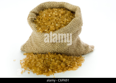 Un sano lo zucchero di canna nel piccolo sacco di tela Foto Stock