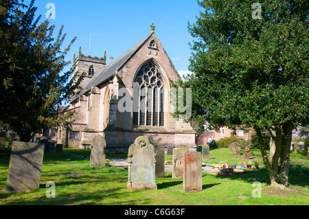 St Swithun's Chiesa nel villaggio di Woodborough nel Nottinghamshire, England Regno Unito Foto Stock