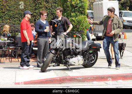 Jerry Ferrara, Kevin Connolly, Kevin Dillon e Adrian Grenier membri del cast sul set di "Entourage' introito su posizione Foto Stock