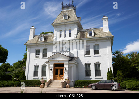 Governo house residenza del luogotenente governatore nella parte anteriore del Manitoba legislative building winnipeg Manitoba Canada Foto Stock