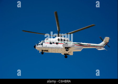 Mexican Air Force elicottero in volo Foto Stock