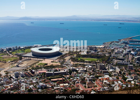 Greenpoint Stadium e la vista su tutta verso Blouberg strand Foto Stock