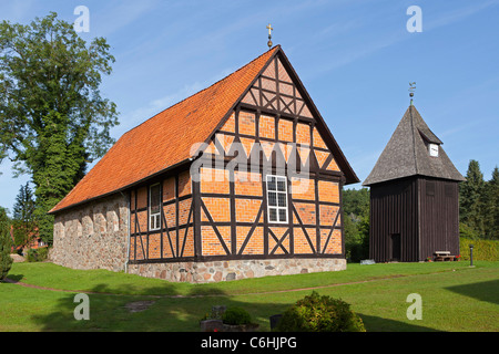 Chiesa in Undeloh, Luneberg, Bassa Sassonia, Germania Foto Stock
