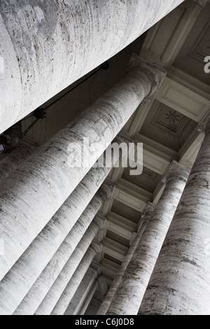 Prospettiva delle colonne classiche close up Foto Stock