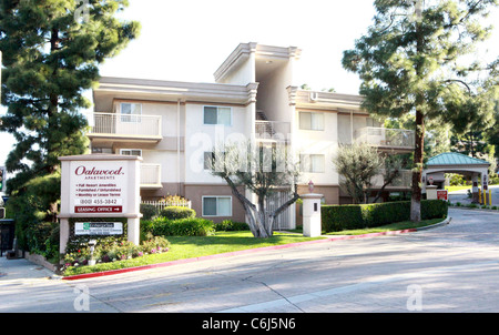 Atmosfera Corey Haim il complesso di appartamenti, 'Oakwood Apartments' Los Angeles, California - 10.03.10 * COREY HAIM morto a 38 Foto Stock