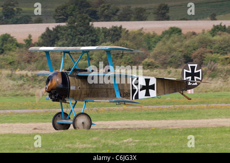 Una replica Fokker triplano a Shoreham airfield in 2011 Foto Stock