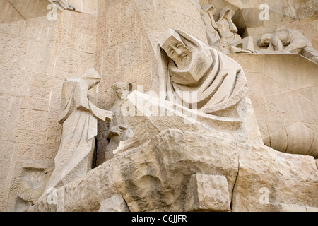 La passione della facciata, cattedrale Sagrada Familia di Barcellona, in Catalogna, Spagna Foto Stock