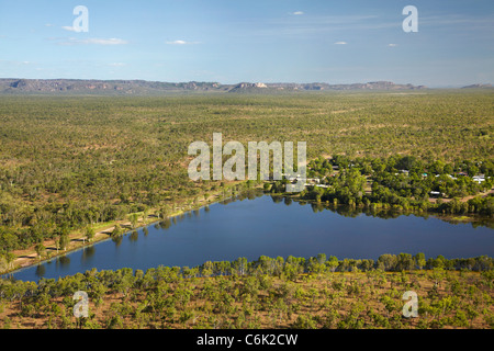 Laghetto di ritenzione, Ranger miniera di uranio, il Parco Nazionale Kakadu, Territorio del Nord, l'Australia - aerial Foto Stock