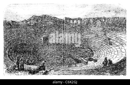 Arena di Verona nel 1890, a Verona, Italia. Incisione vintage. Le illustrazioni incise dell'Arena di Verona, con la gente seduta. Foto Stock