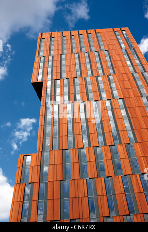 Torre di radiodiffusione, Leeds. Progettato da Feilden Clegg Bradley, è parte di Leeds ha incontrato University Foto Stock