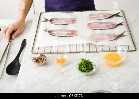 Sardine ripiene con salsa di arancio Foto Stock