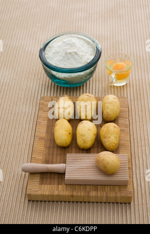 Gnocchi di base ricetta impasto ingredienti, Foto Stock