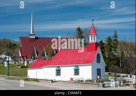 Chapelle de Tadoussac, risalente al 1747, la più antica chiesa di legno in Canada. Foto Stock