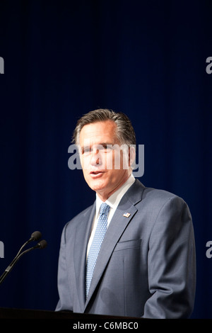 Presidenziale repubblicano speranzoso Mitt Romney parlando al veterano di guerre straniere conference a San Antonio, in Texas, il mese di agosto Foto Stock