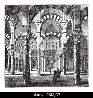 Cathedral-Mosque di Cordoba in Andalusia, Spagna, durante il 1890s, vintage incisione. Vecchie illustrazioni incise dell'interno Foto Stock