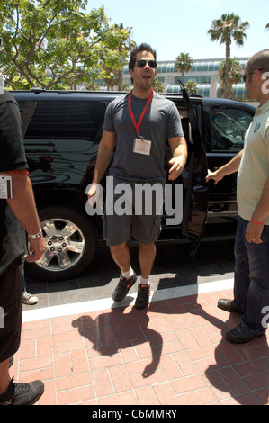 Eli Roth al di fuori dell' Hard Rock Hotel durante il Comic Con - Giorno 3 San Diego California - 24.07.10 Foto Stock