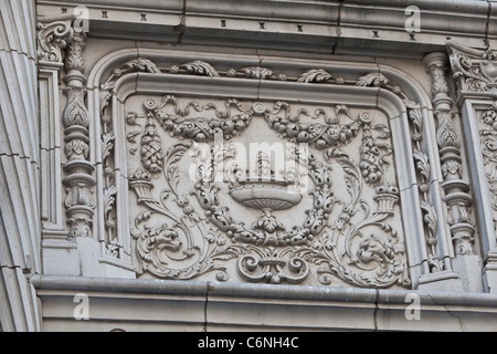 Dettagli architettonici del Alwyn Corte edificio è raffigurato nella Manhattan borough martedì 2 agosto 2011. Foto Stock