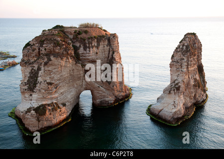 Pigeon Rocks. Beirut, Libano Foto Stock