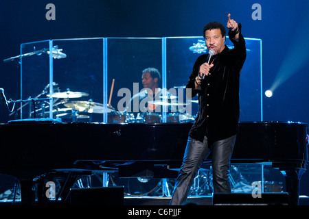 Lionel Richie performing live sul palco del Casino Rama. Orillia, Canada - 23.06.10 Dominic Chan Foto Stock