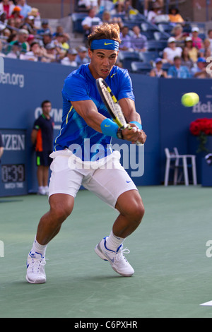 Rafael Nadal (ESP) competono al 2011 US Open di Tennis. Foto Stock