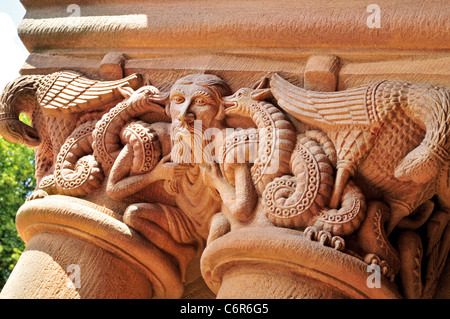 Germania, Thüringen: capitello romanico nel Palas del Castello di Wartburg a Eisenach Foto Stock