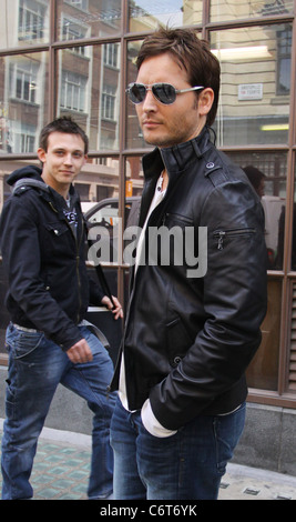 Peter Facinelli lasciando la BBC Radio 1 Studios di Londra - Inghilterra - 26.05.10 Foto Stock