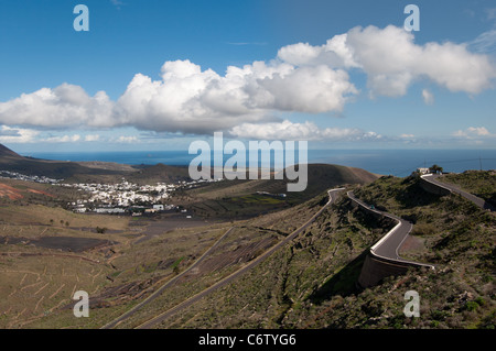 Strada di Haría, Lanzarote, Isole Canarie Foto Stock