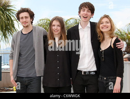 Aaron Johnson, Hannah Murrah, Matteo Barba e Imogen Poots 2010 Festival Internazionale del Cinema di Cannes - Giorno 3 - 'chat' Foto Stock