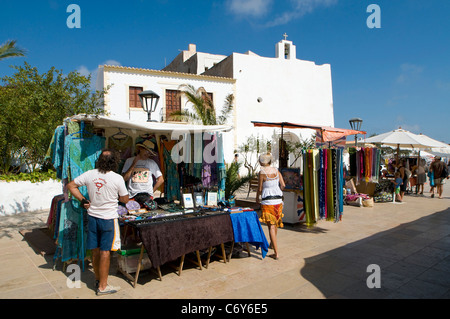 Chiesa nella piazza principale di San Francisco, Formentera, Baleari, Spagna Foto Stock