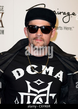 Joel Madden rinomato in tutto il mondo tattoo artist mario barth apre il primo al mondo combinati tattoo studio e di un nightclub al Mirage Foto Stock