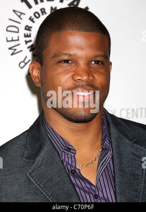 Sharif Atkins "colletti bianchi" viene pulito: una serata con il Cast & Team creativo al Paley Center per supporti di Beverly Hills, Foto Stock