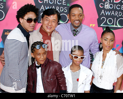 Trey Smith, Jackie Chan, Jaden Smith, Will Smith, Willow Smith e Jada Pinkett Smith Nickelodeon il XXIII Incontro annuale Kids' scelta Foto Stock