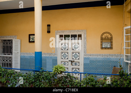 Cortile interno di un Riad Medina Marrakech, Marocco. Foto Stock