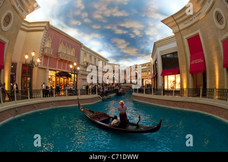 Stati Uniti d'America, Nevada, Las Vegas, il Canal Grande giro in Gondola al Venetian Resort Hotel Casino Foto Stock