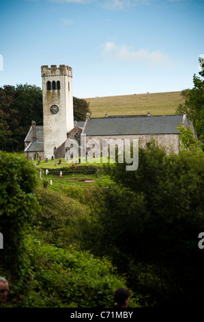 St James's chiesa Manorbier, Il Pembrokeshire Coast National Park, Wales UK, Estate 2011 Foto Stock