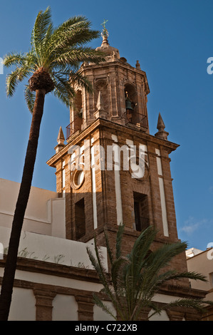 Santiago Apostol Chiesa tower Plaza de la Catedral Cadiz Spagna Foto Stock