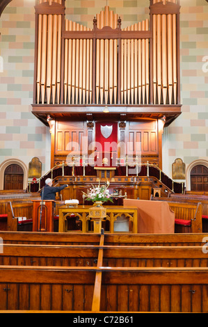 Grand organo a canne e il pulpito in Townsend Street Chiesa presbiteriana Foto Stock