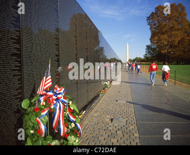 Il Vietnam Veterans Memorial Wall, Washington DC, Stati Uniti d'America Foto Stock