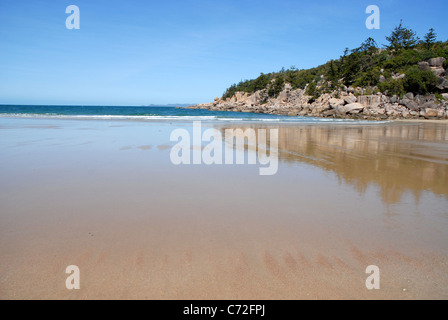 Spiaggia della Baia di firenze, Magnetic Island, Queensland, Australia Foto Stock