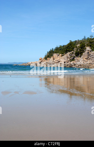 Spiaggia della Baia di firenze, Magnetic Island, Queensland, Australia Foto Stock