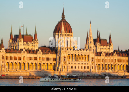 Il palazzo del parlamento a Budapest. Ungheria Foto Stock