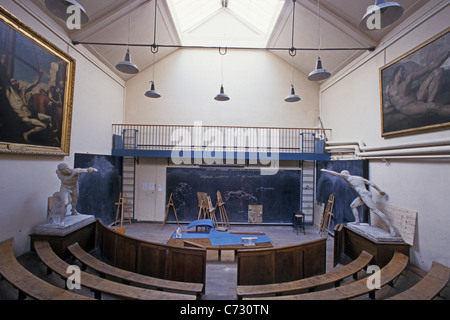 Ecole Nationale Superieure des Beaux Arts, deserte hall a Ensb-a, Scuola Nazionale di Belle Arti, Parigi, Francia, Europa Foto Stock