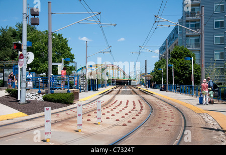 Mt Royal Avenue Light Rail Station a Baltimore, Maryland, Stati Uniti d'America Foto Stock