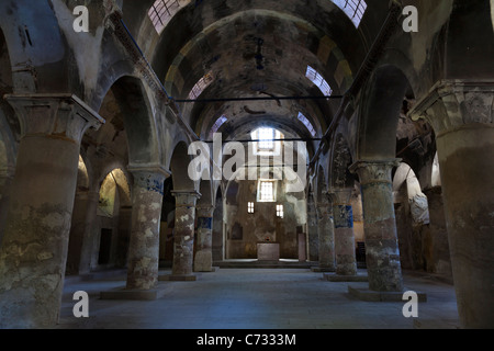 All'interno della principale vecchia chiesa greco ortodossa dei Santi Elena e Costantino in Sinasos (Mustafapasa), Cappadocia, Turchia Foto Stock