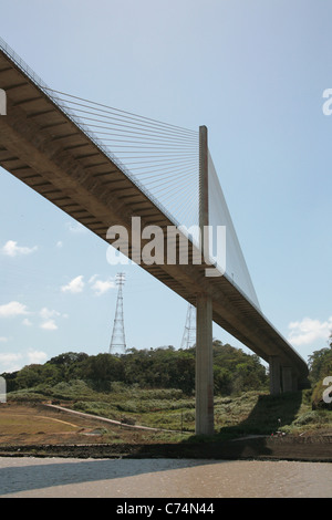 Il Centennial ponte sul Canale di Panama. Foto Stock