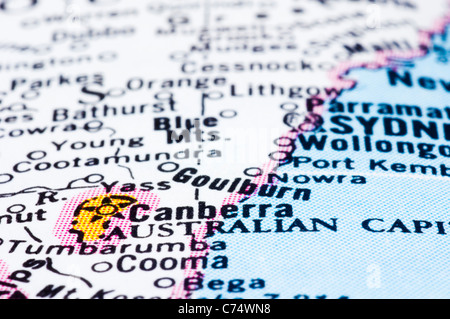 Un'immagine ravvicinata di Canberra sulla mappa, la città capitale di Australia. Foto Stock